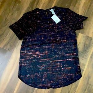 NWT H & M graphic print top